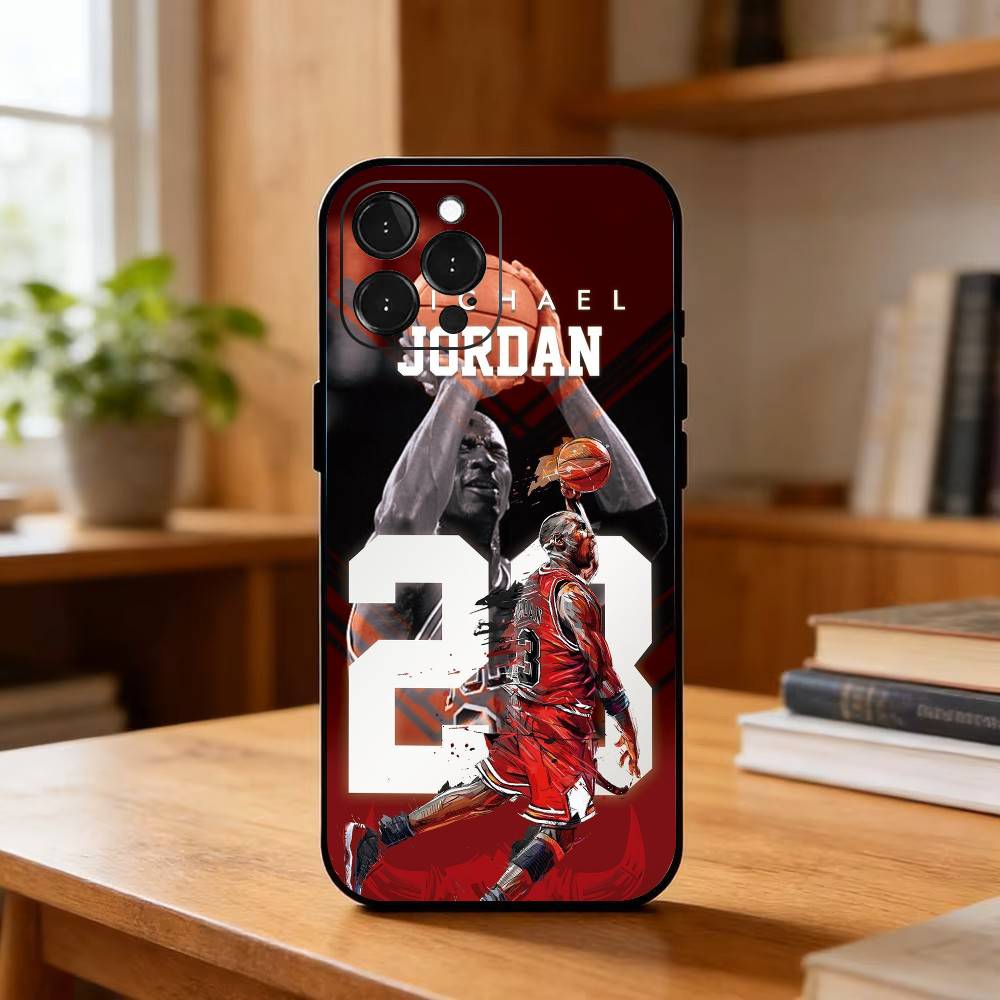 Custodia Morbida Nera M-Michae - Phone Cases Jordan recensione e prezzo